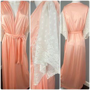 Vintage Nylon Satin Shiny‎ Peignoir Nightgown Robe Lace Bell Sleeves Chevette L